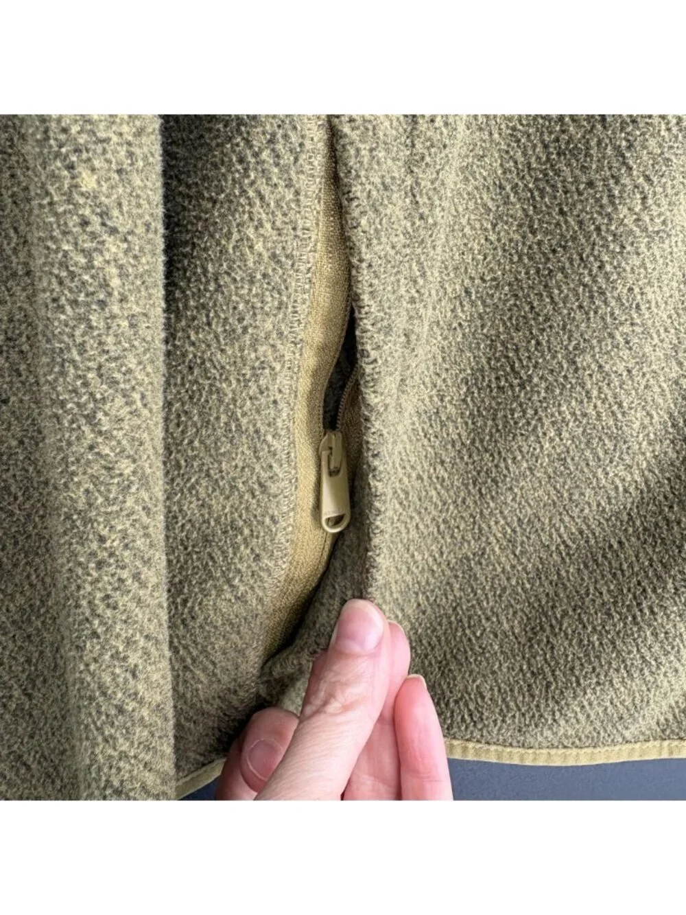 Athleta Women's Stroll Fleece Full Zip Jacket L Green Cropped Lightweight Cozy - Picture 4 of 11